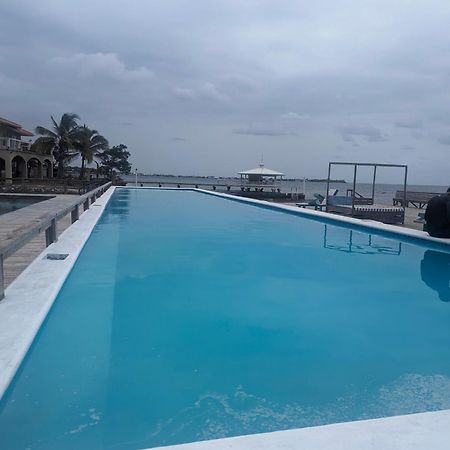 Coral View Beach Resort อูติลา ภายนอก รูปภาพ